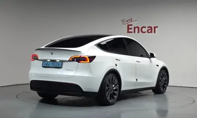 Tesla Model Y 2021, 96446 км, за 25928.84 USD