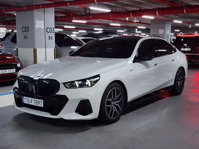 BMW 5-Series · 2024 год