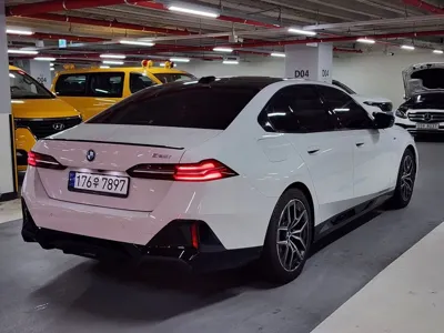 BMW 5-Series 2024, 18584 км, за 37378.91 USD