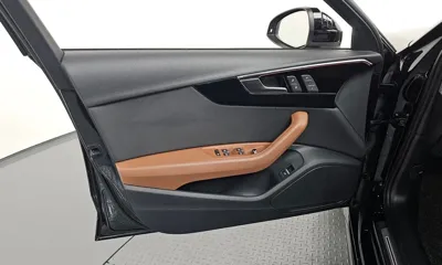 Audi A4 2021, 73190 км, за 14572.67 USD - фото 24