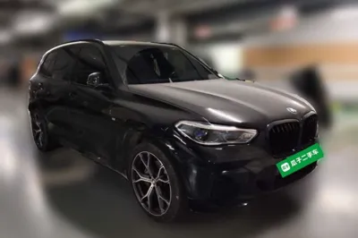 BMW X5 2022, 53800 км, за 60847 USD