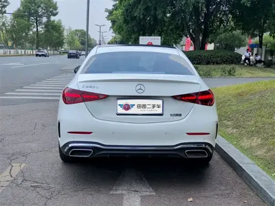 Mercedes-Benz C-Class 2025, 18000 км, за 31223.4 USD