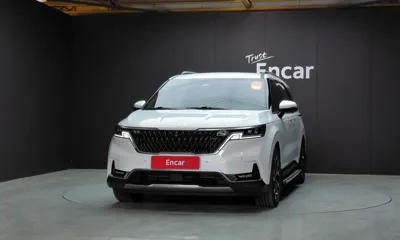 Kia Canival 2023, 76905 км, за 17239.15 USD