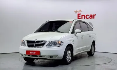 KG_Mobility_Ssangyong Rodius · 2013 год