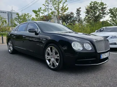 Bentley Flying Spur 2015, 93000 км, за 32493.11 USD