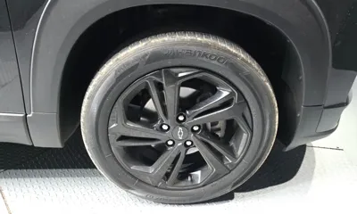ChevroletGMDaewoo Trailblazer 2022, 43742 км, за 11004.75 USD - фото 21