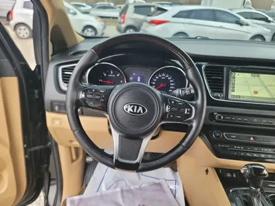 Kia Canival 2016, 222266 км, за 5281.6 USD - фото 10