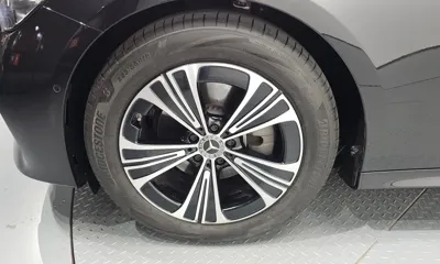 Mercedes-Benz E-Class 2025, 3509 км, за 44810.98 USD