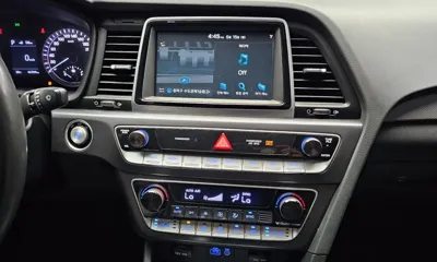Hyundai Sonata 2019, 46709 км, за 8791.65 USD - фото 14