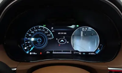 Genesis GV70 2021, 41369 км, за 24429.98 USD - фото 8
