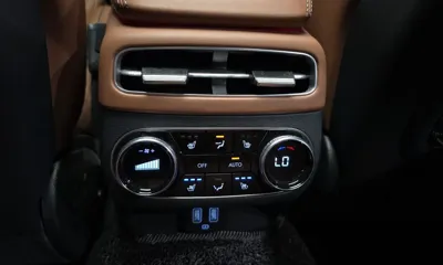 Genesis GV70 2021, 41369 км, за 24429.98 USD - фото 18