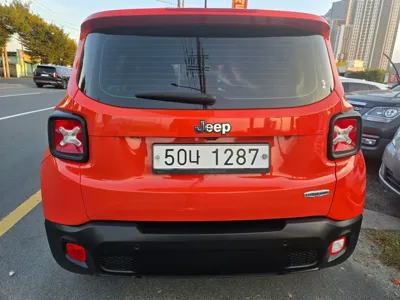 Jeep Renegade 2017, 100100 км, за 6180.07 USD