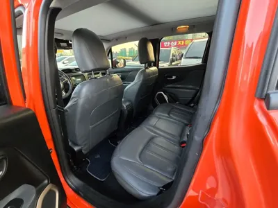 Jeep Renegade 2017, 100100 км, за 6147.68 USD - фото 12