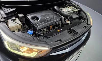 Kia Stonic 2018, 99747 км, за 6236.05 USD - фото 6