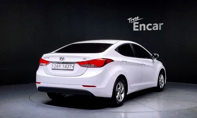 Hyundai Avante 2014, 70107 км, за 3678.4 USD