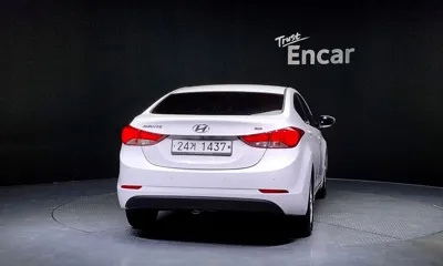 Hyundai Avante 2014, 70107 км, за 3678.4 USD