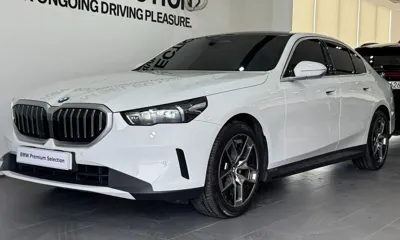 BMW 5-Series · 2025 год