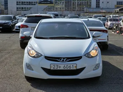 Hyundai Avante 2011, 159719 км, за 2313.59 USD