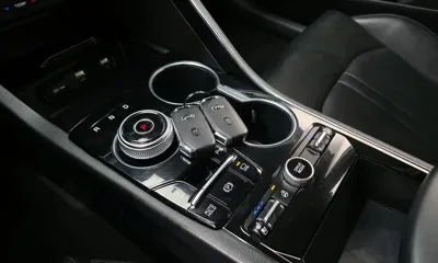 Kia K5 2020, 125527 км, за 10901.88 USD - фото 9