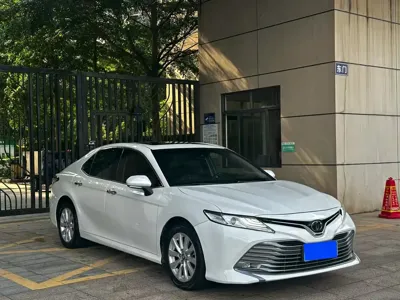 Toyota Camry 2019, 128000 км, за 9841.17 USD