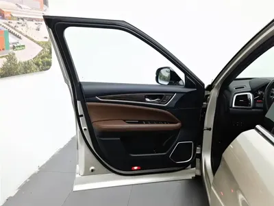 Honda UR-V 2017, 94200 км, за 12789.33 USD - фото 8