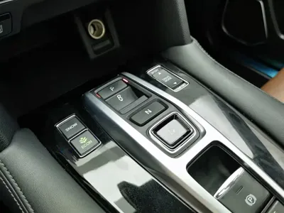 Honda UR-V 2017, 94200 км, за 12789.33 USD - фото 13