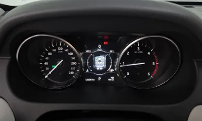 Land Rover Discovery Sport 2018, 120297 км, за 6505.17 USD - фото 8