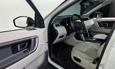 Land Rover Discovery Sport 2018, 120297 км, за 6505.17 USD - фото 10