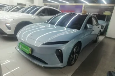 Nio ET5 · 2022 год