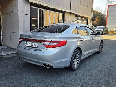 Hyundai Grandeur 2011, 250287 км, за 1903.64 USD