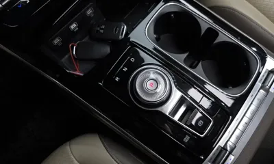 Kia Canival 2021, 76639 км, за 15601.63 USD - фото 9
