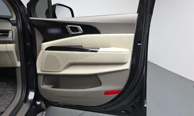 Kia Canival 2021, 76639 км, за 15601.63 USD - фото 24