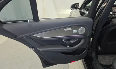 Mercedes-Benz E-Class 2019, 62191 км, за 19364.58 USD - фото 25