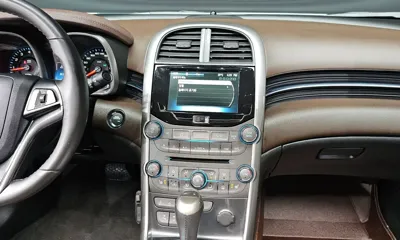ChevroletGMDaewoo Malibu 2015, 128399 км, за 2598.16 USD - фото 13