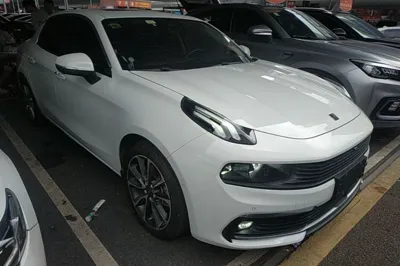 Lynk & Co 03 2018, 118699 км, за 8350 USD