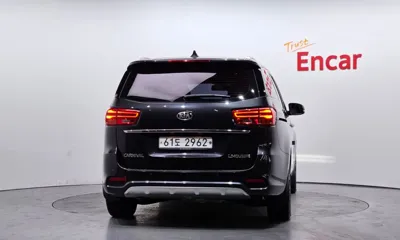 Kia Canival 2019, 70337 км, за 11232.24 USD