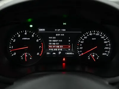 Kia Stinger 2018, 136687 км, за 8789.55 USD - фото 8