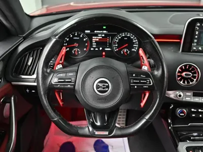 Kia Stinger 2018, 136687 км, за 8789.55 USD - фото 13