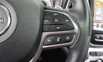 Jeep Cherokee 2019, 95603 км, за 7680.19 USD - фото 19