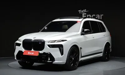 BMW X7 · 2024 год