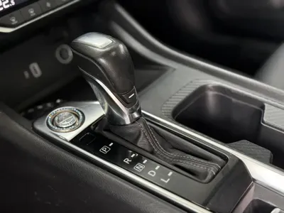 Nissan Sylphy 2022, 80000 км, за 9067.7 USD - фото 9