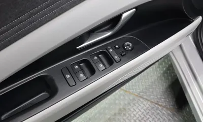 Hyundai Avante 2021, 55527 км, за 12685.41 USD - фото 29