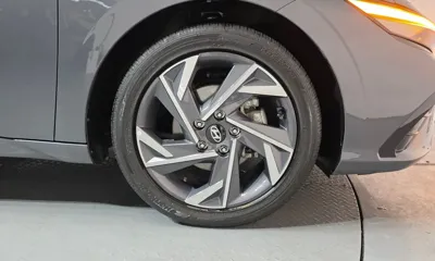 Hyundai Avante 2025, 15726 км, за 15996.84 USD