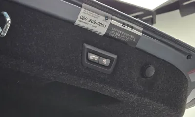 BMW 5-Series 2019, 82414 км, за 17509.08 USD - фото 20