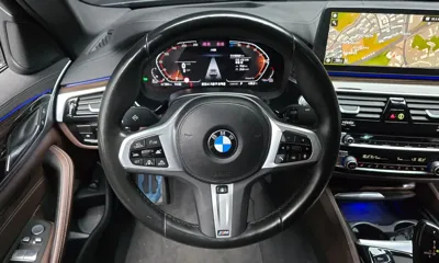 BMW 5-Series 2022, 80020 км, за 26191.41 USD - фото 12