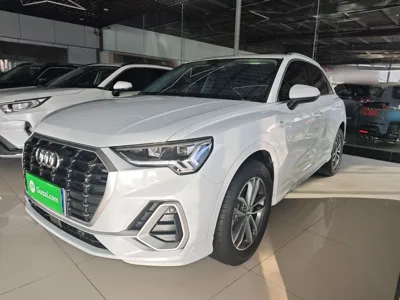 Audi Q3 · 2021 год