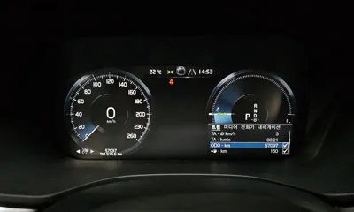 Volvo XC60 2021, 57097 км, за 65046.9 USD - фото 8