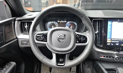 Volvo XC60 2021, 57097 км, за 65046.9 USD - фото 13