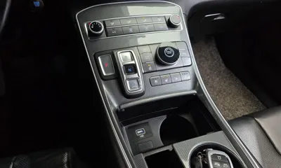 Hyundai Santafe 2021, 70275 км, за 13809.05 USD - фото 9