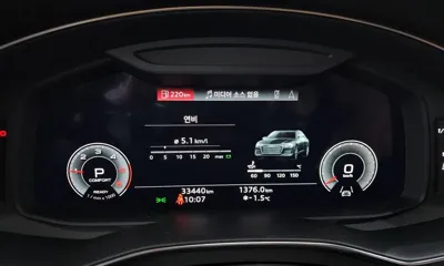 Audi A6 2023, 33440 км, за 22847.66 USD - фото 8